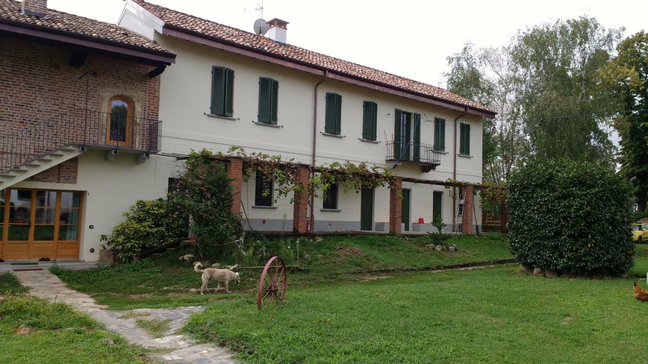 Agriturismo Cascina Poscallone Abbiategrasso Exterior photo