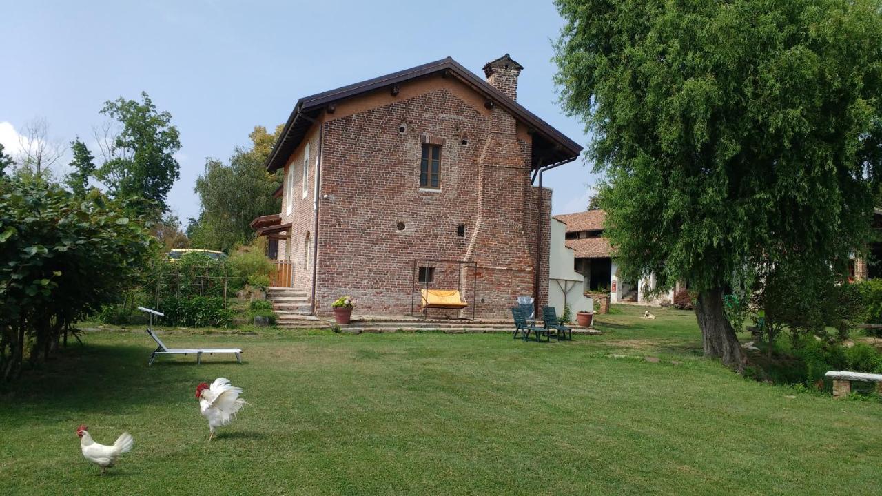 Agriturismo Cascina Poscallone Abbiategrasso Exterior photo